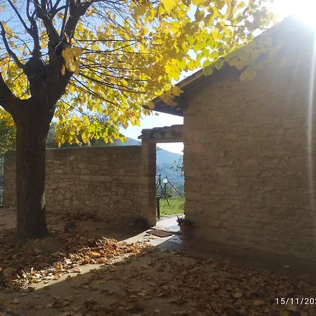 Alojamento de Acomodação e Pequeno-almoço Al Borgo 4*