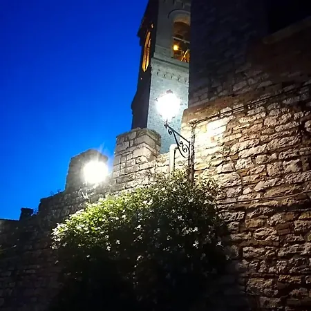 Al Borgo فندق مبيت وإفطار كورتْشّانو