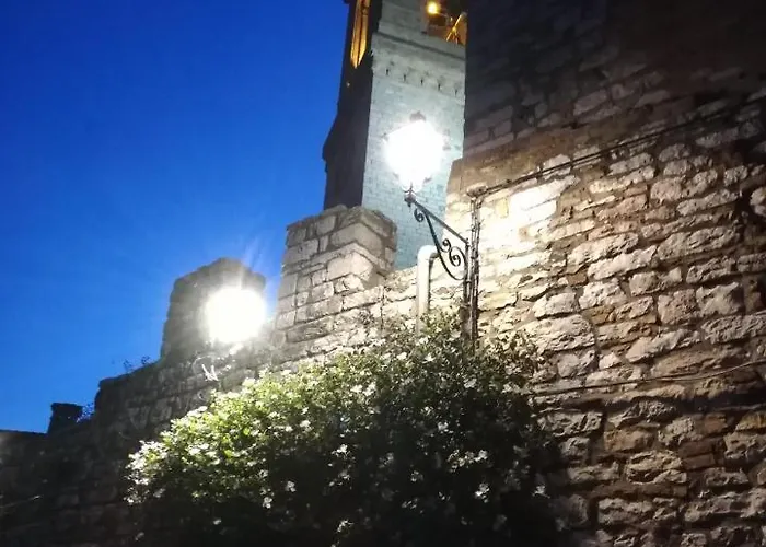 Alojamento de Acomodação e Pequeno-almoço Al Borgo Corciano